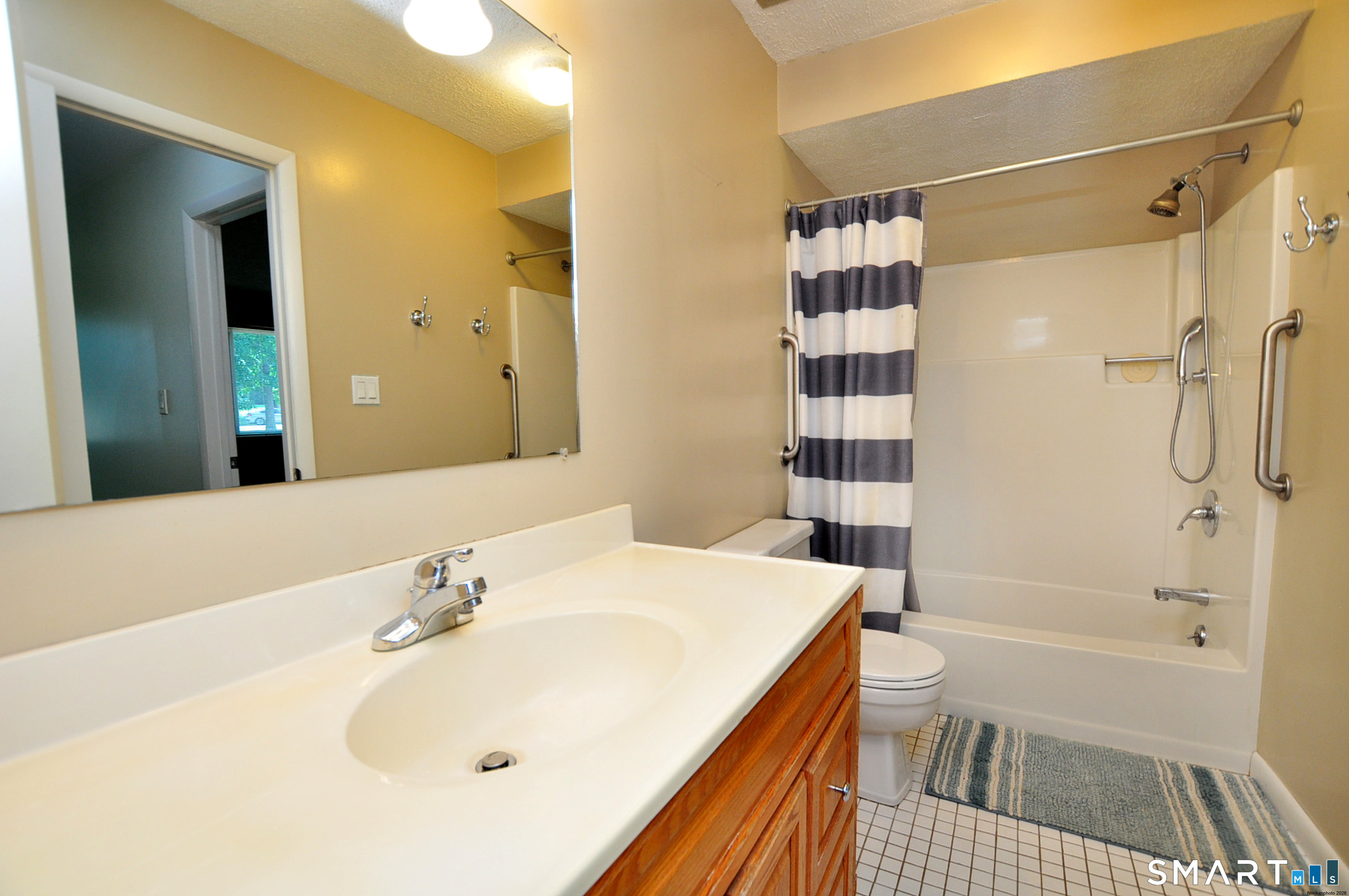 503 Cypress Road Newington CT 06111