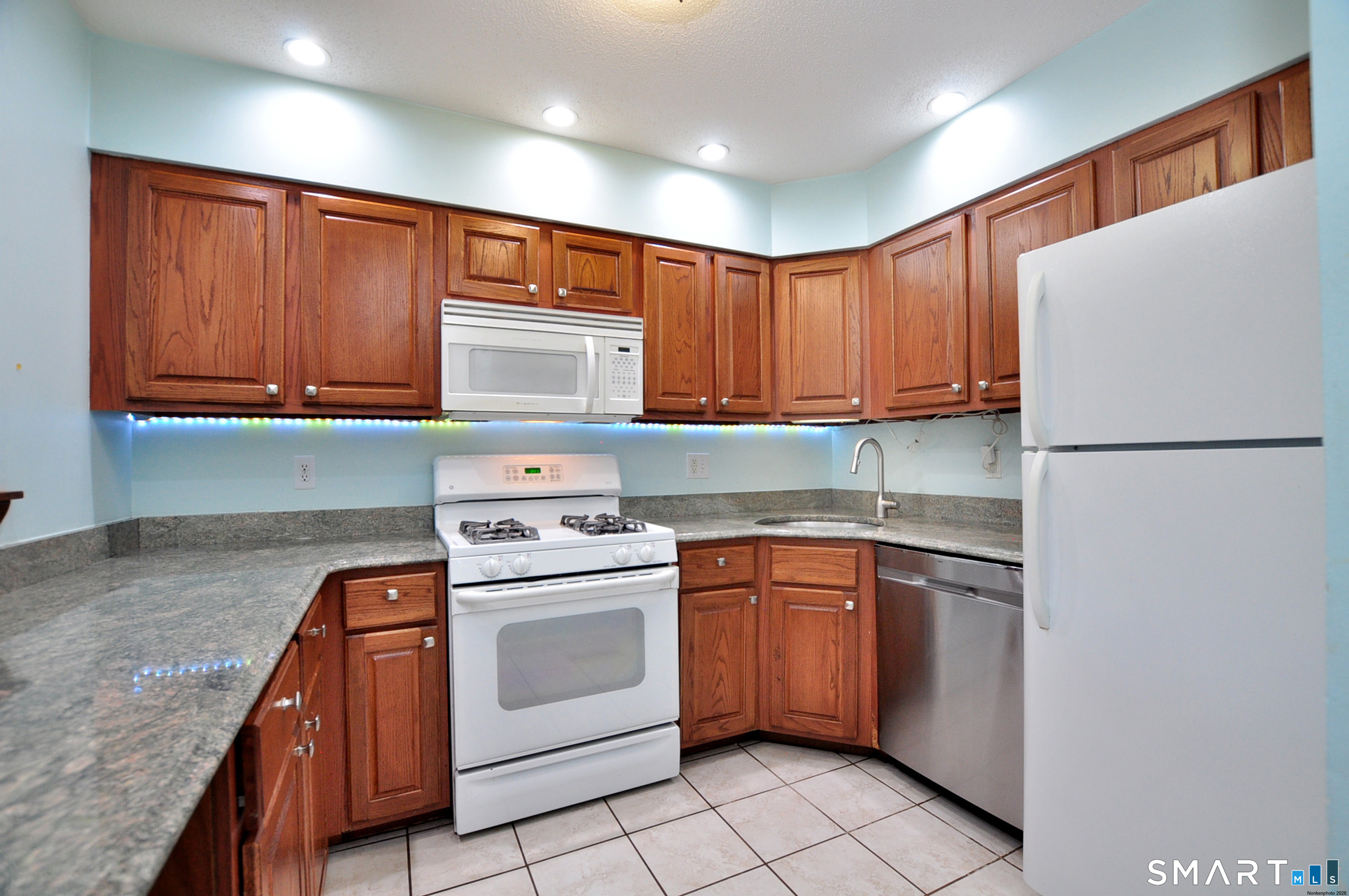 503 Cypress Road Newington CT 06111