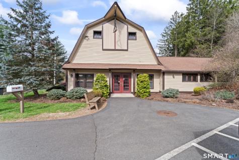 6 Deepwood Circle Monroe CT 06468