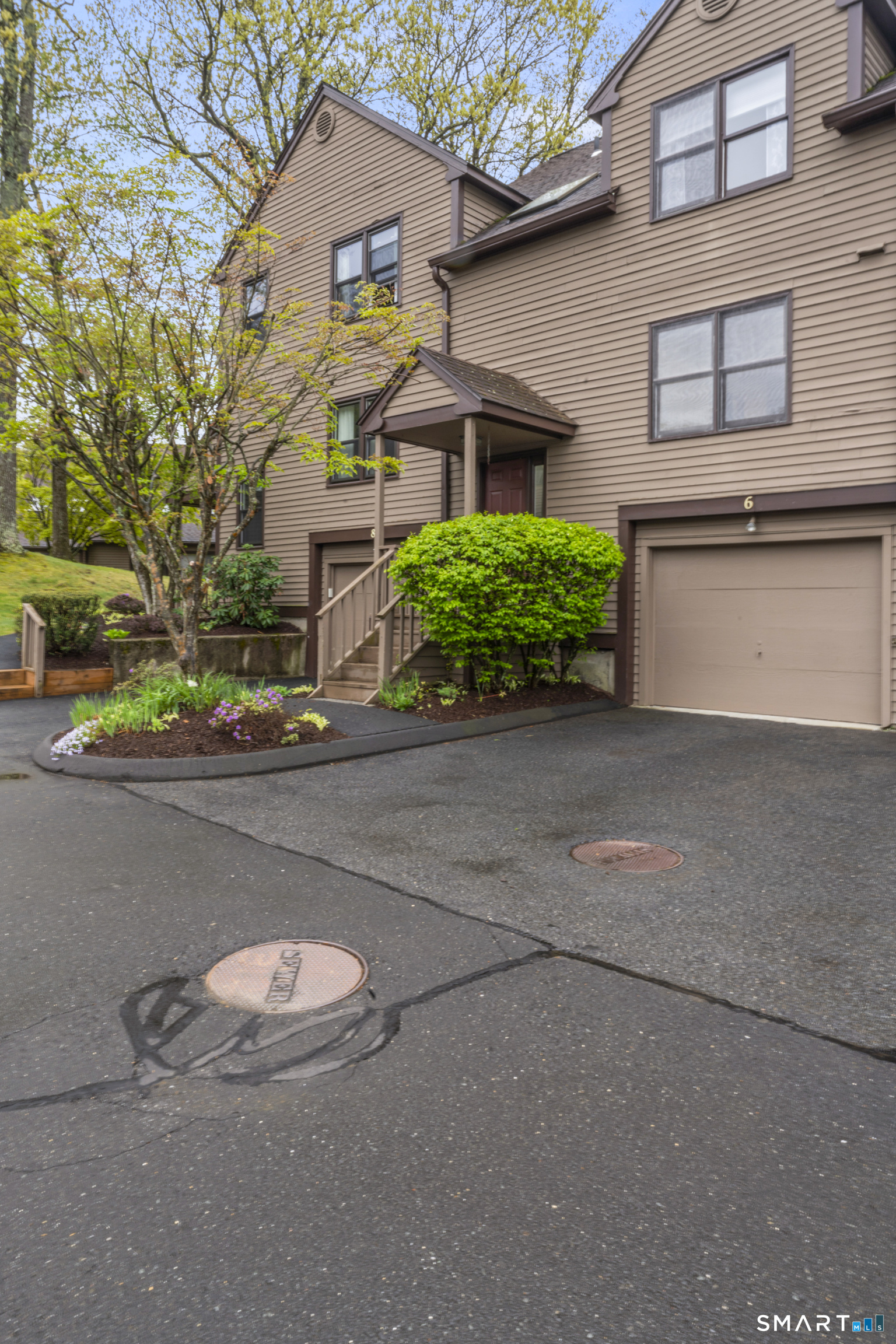 6 Deepwood Circle Monroe CT 06468