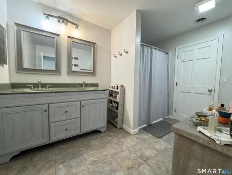 117 Colonial Hill Drive Wallingford CT 06492