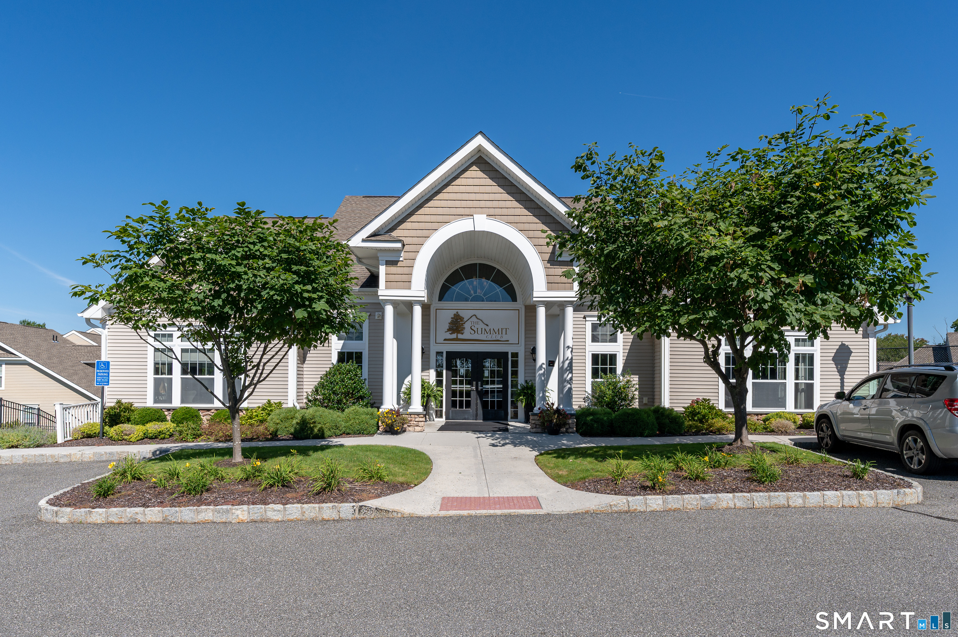 15 Briar Ridge Drive Bethel CT 06801