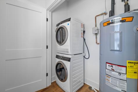 138 Boston Post Road East Lyme CT 06333