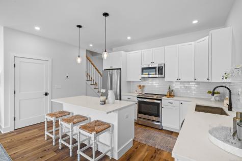 138 Boston Post Road East Lyme CT 06333