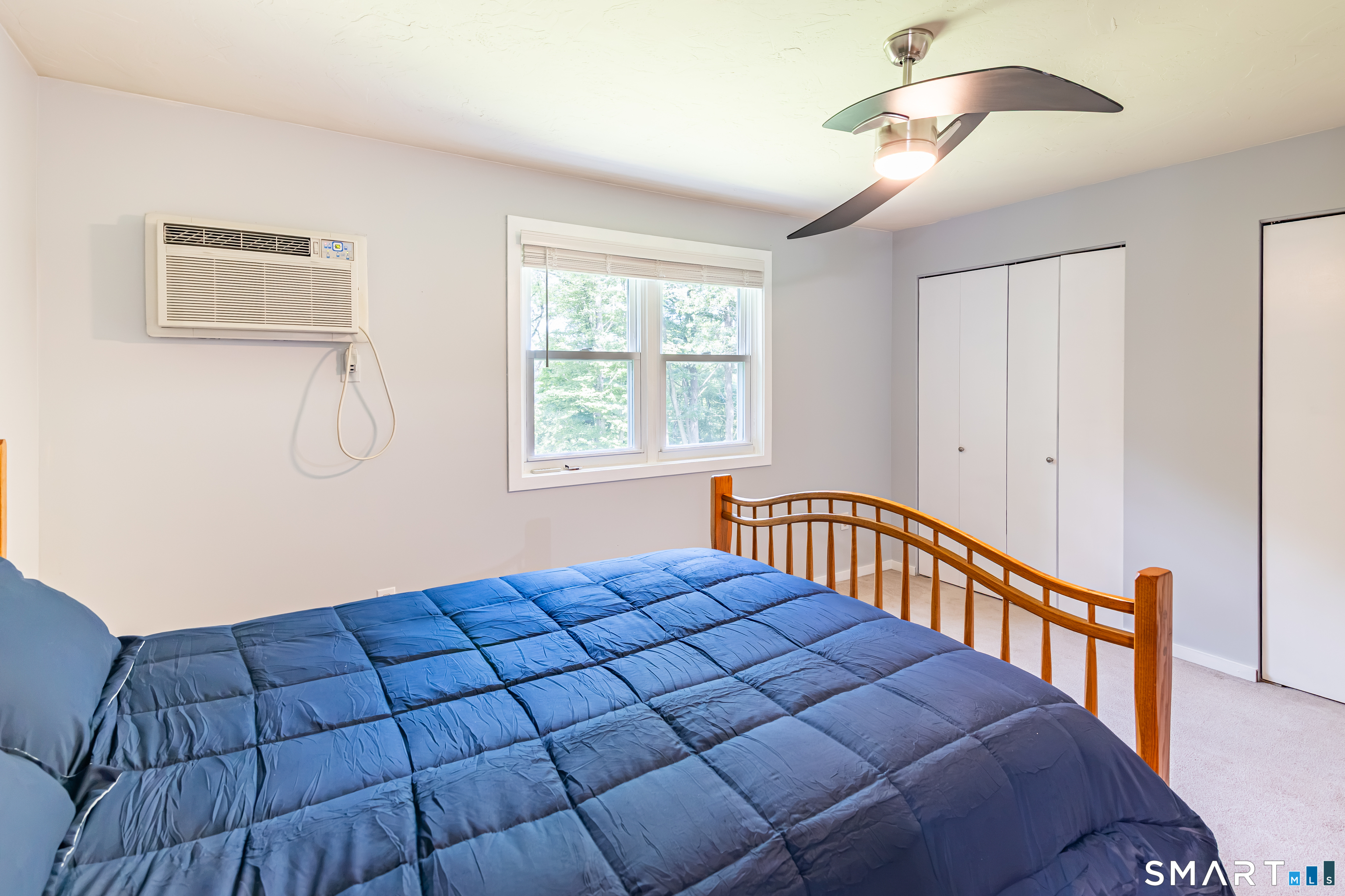 33 Woodstock Meadows Woodstock CT 06281