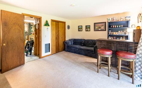 33 Woodstock Meadows Woodstock CT 06281
