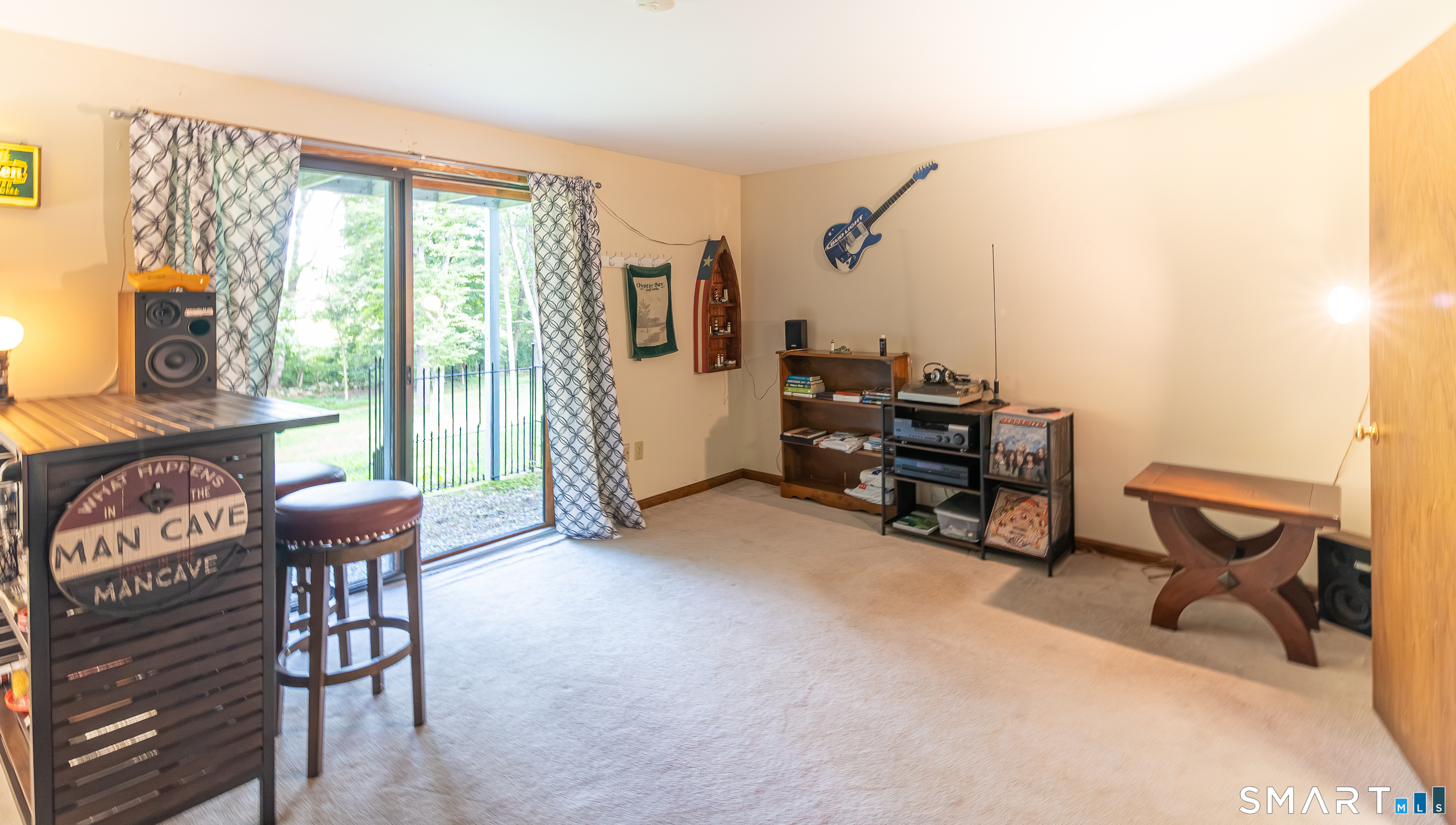 33 Woodstock Meadows Woodstock CT 06281