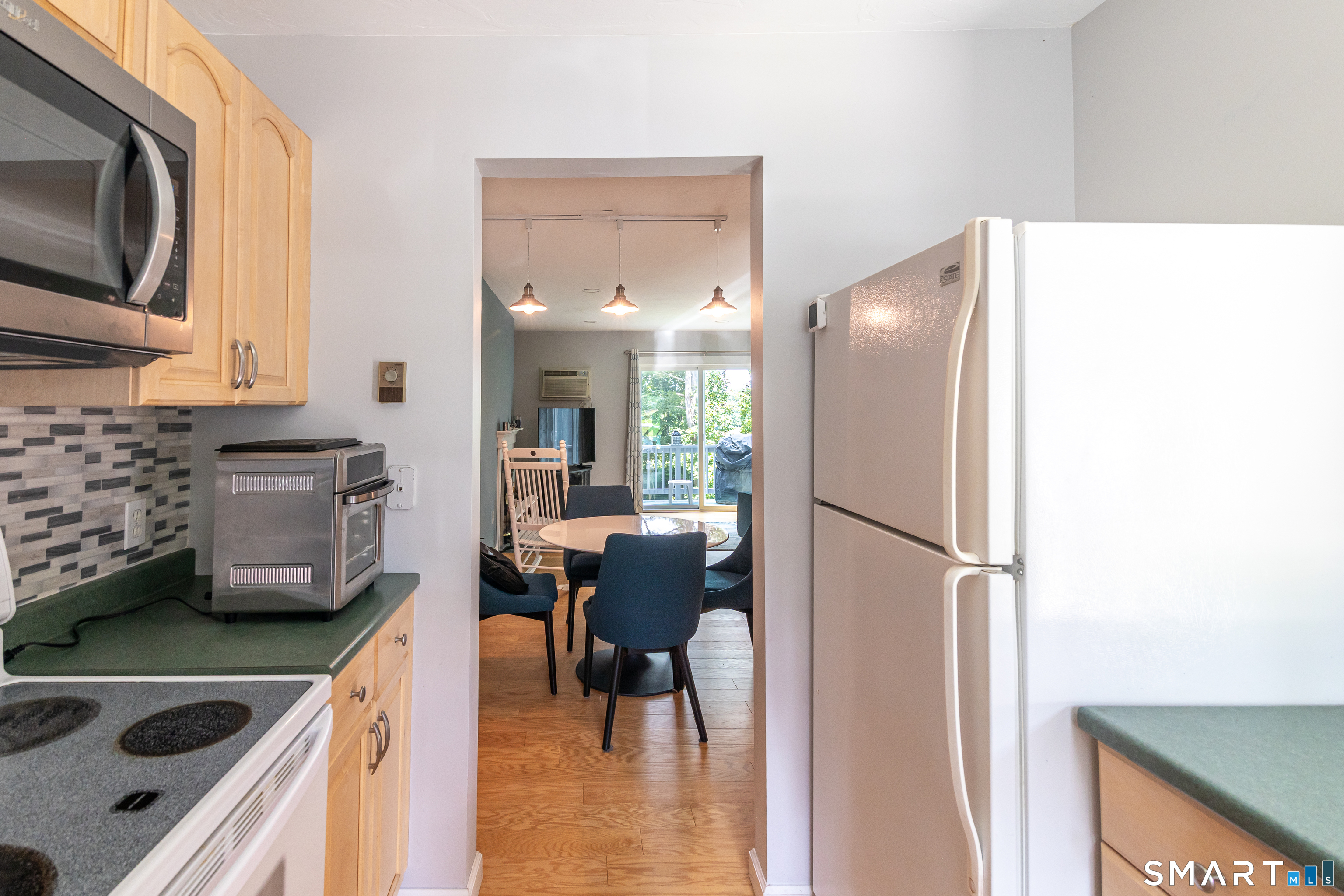 33 Woodstock Meadows Woodstock CT 06281