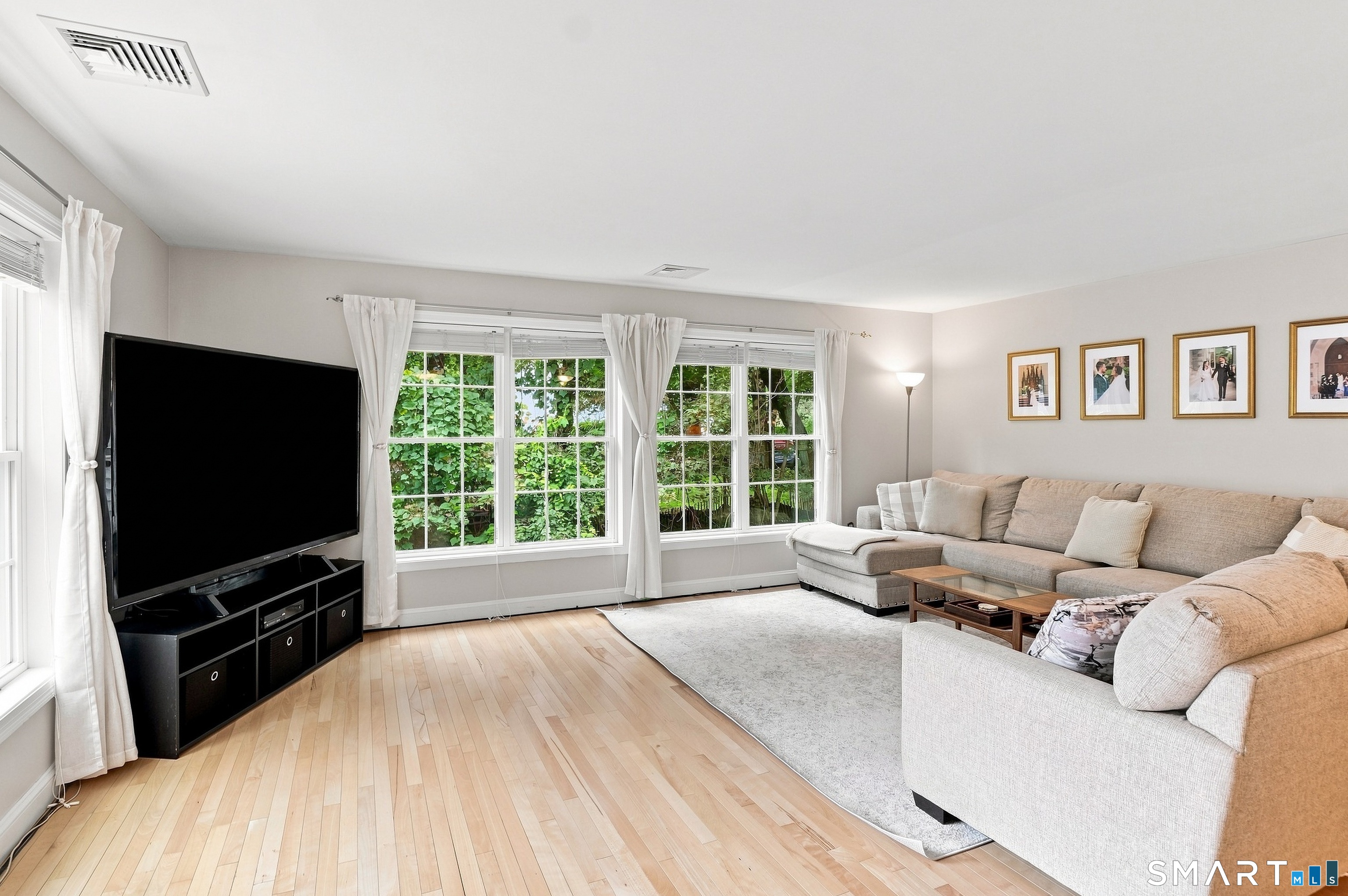 74 Perry Street Putnam CT 06260