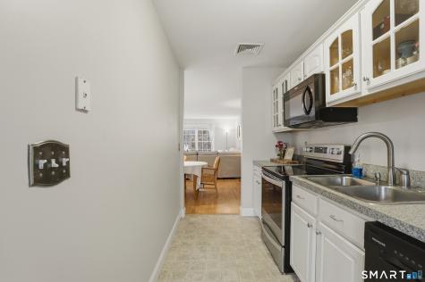 74 Perry Street Putnam CT 06260