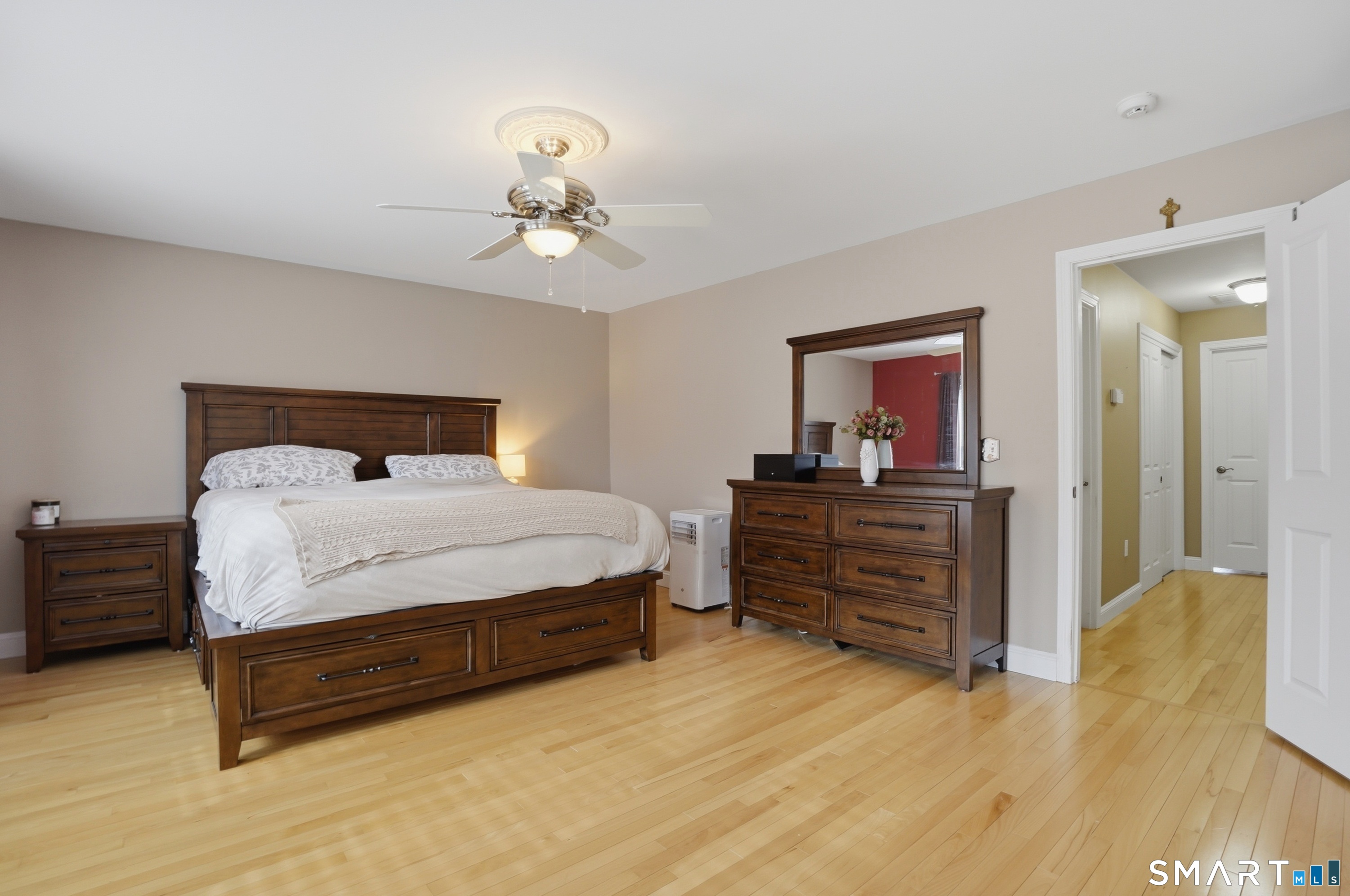 74 Perry Street Putnam CT 06260