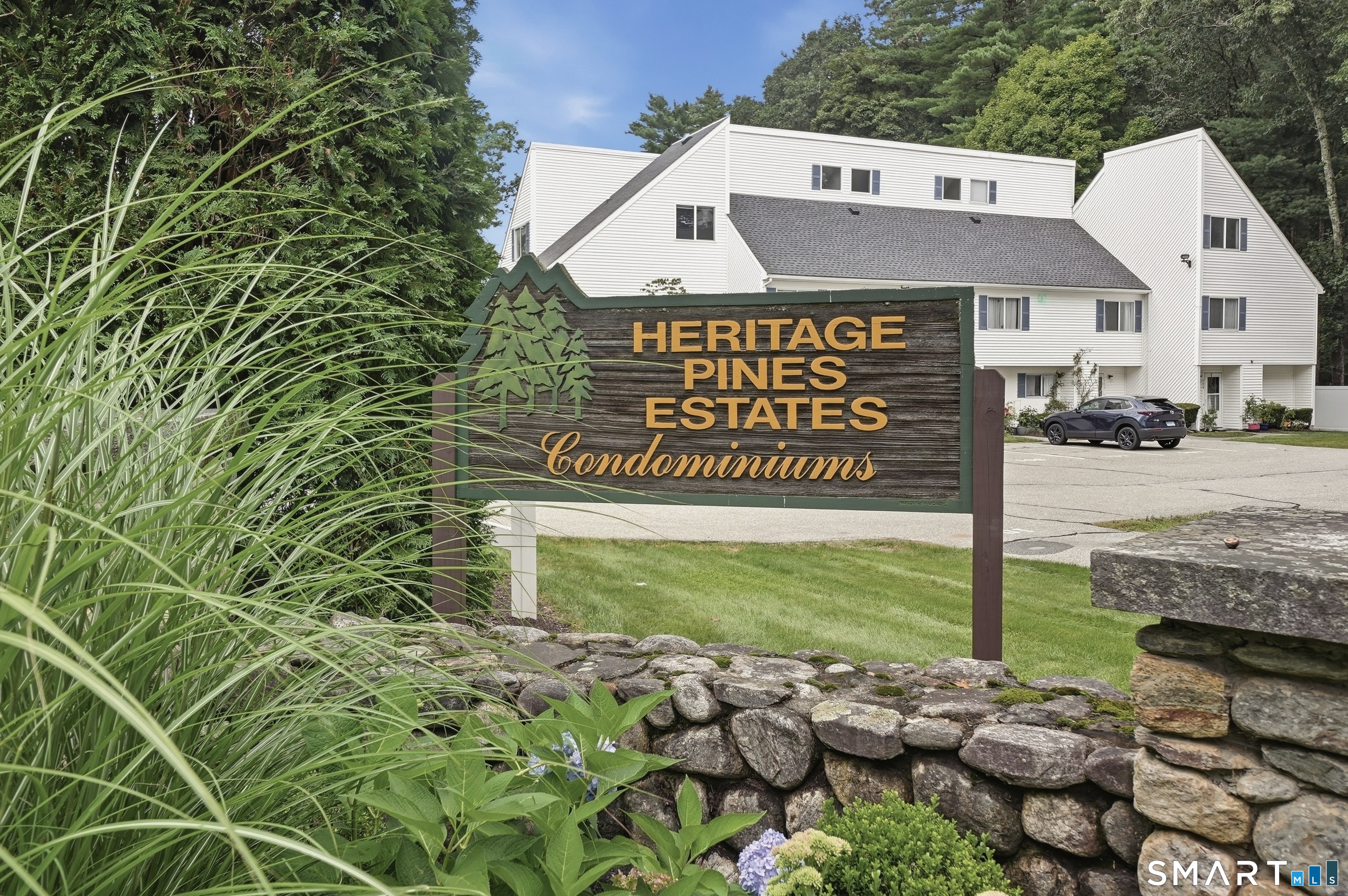 74 Perry Street Putnam CT 06260