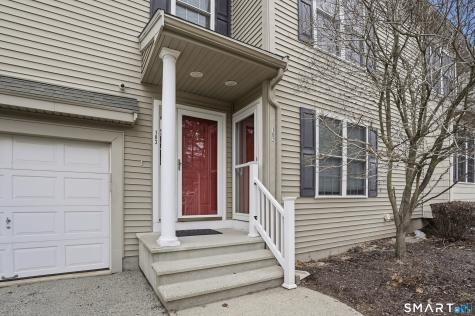 74 Perry Street Putnam CT 06260