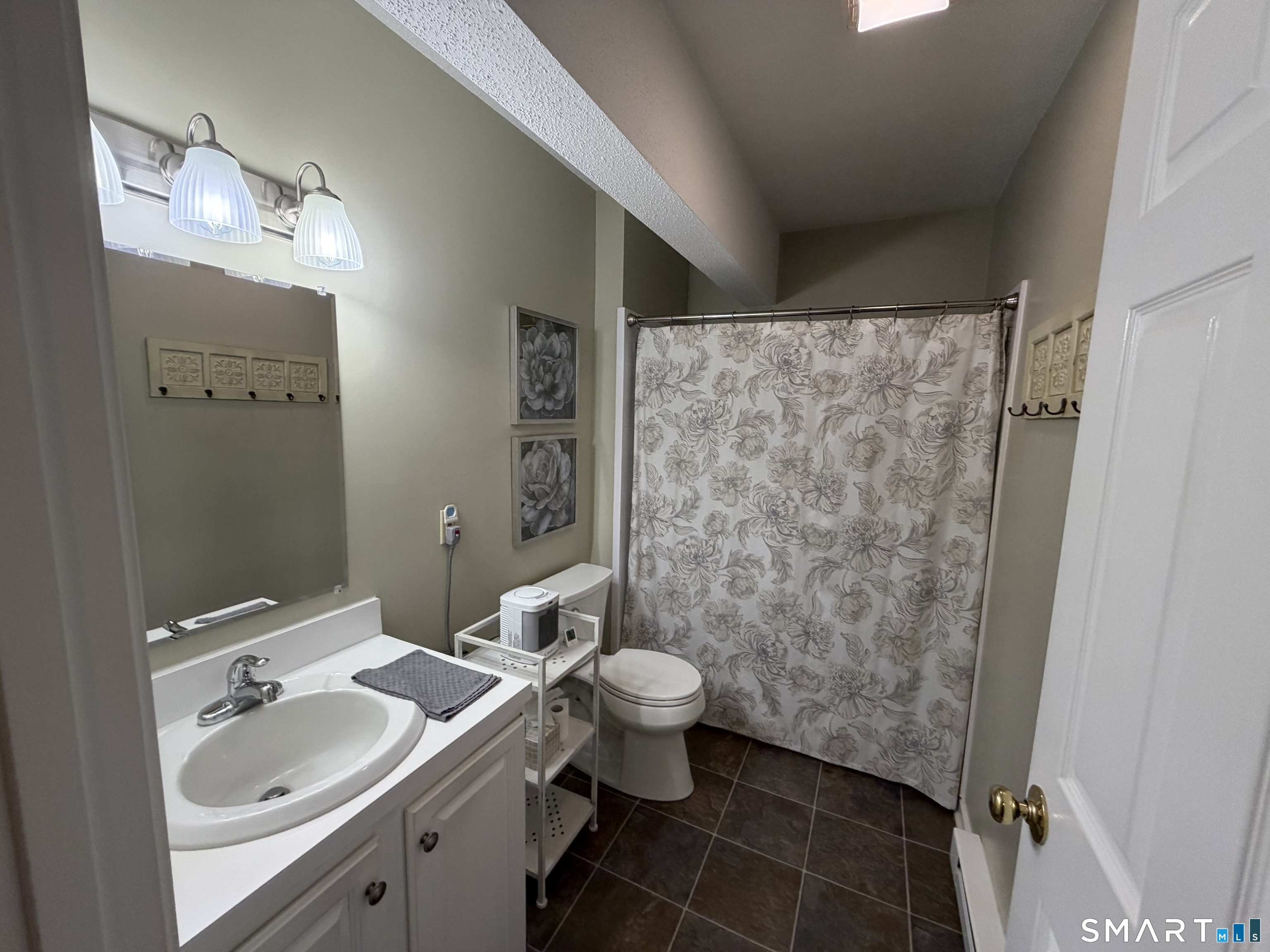 41 Millville Avenue Naugatuck CT 06770