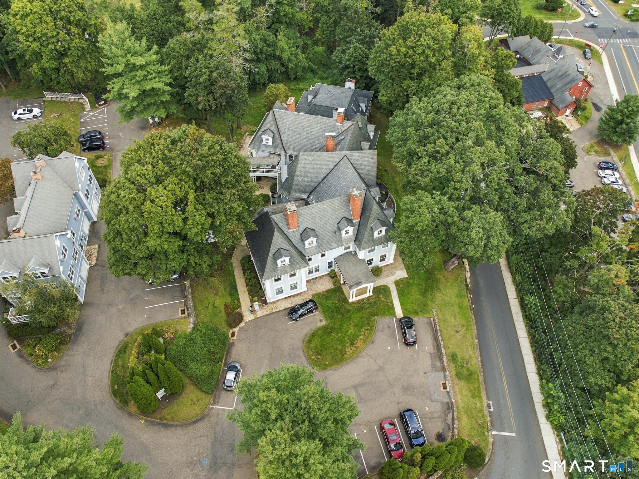 41 Millville Avenue Naugatuck CT 06770