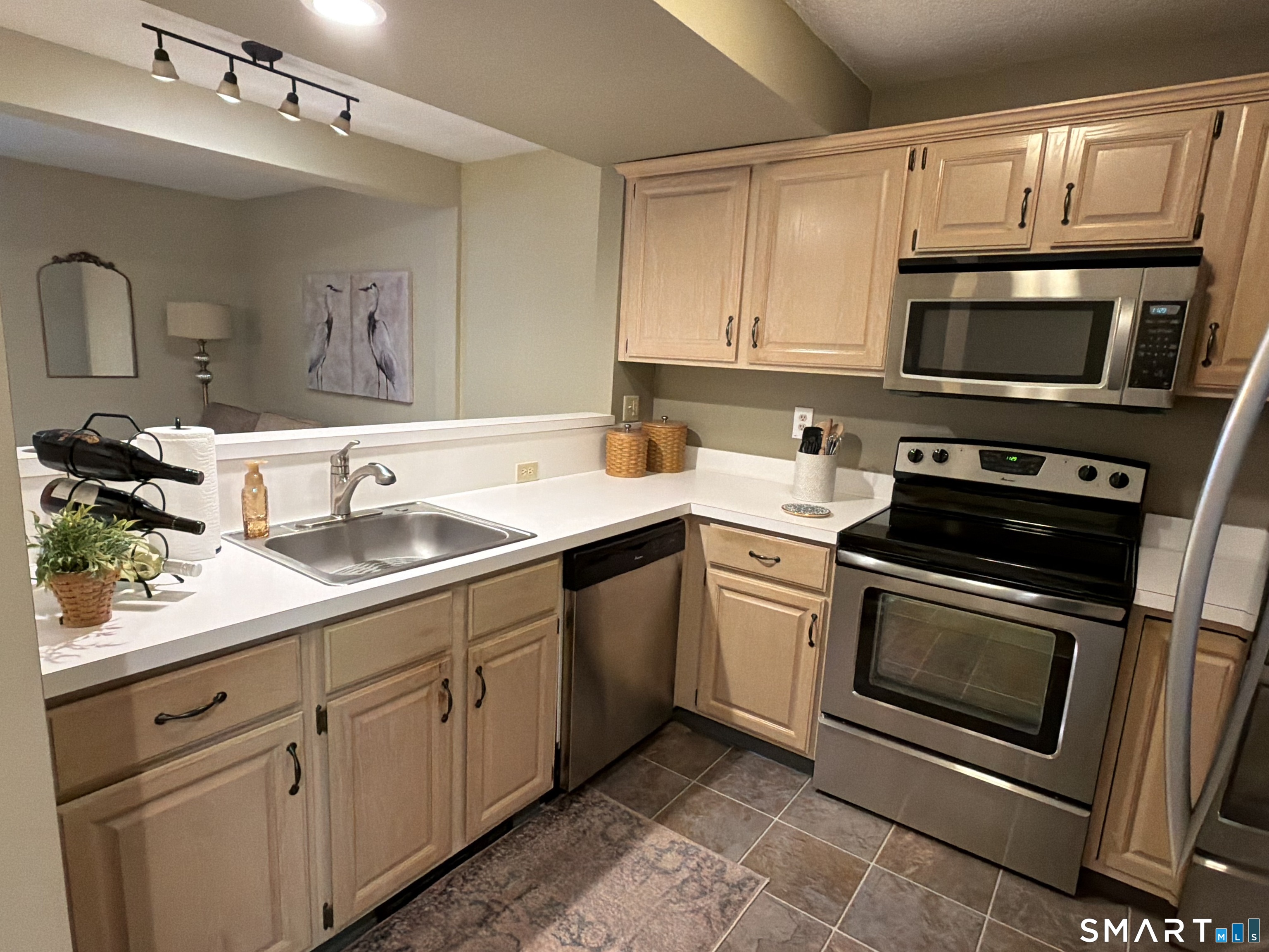 41 Millville Avenue Naugatuck CT 06770