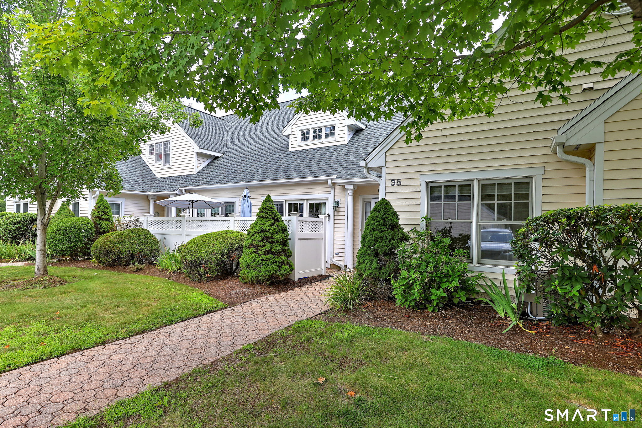 35 Southwick Court Cheshire CT 06410