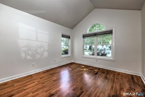 35 Southwick Court Cheshire CT 06410