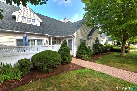35 Southwick Court Cheshire CT 06410