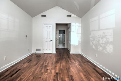 35 Southwick Court Cheshire CT 06410