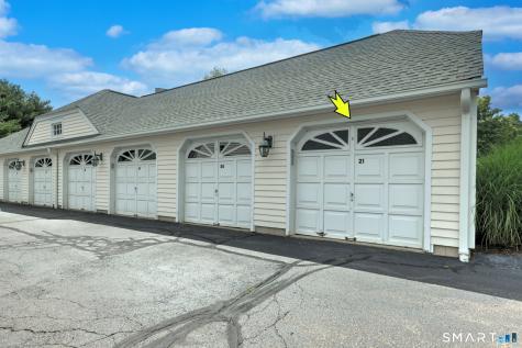 35 Southwick Court Cheshire CT 06410