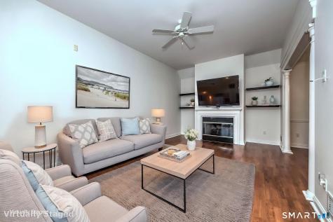 35 Southwick Court Cheshire CT 06410