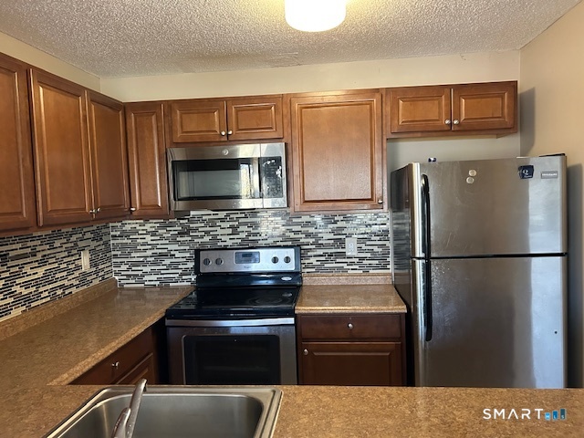175 Mill Pond Road Hamden CT 06514
