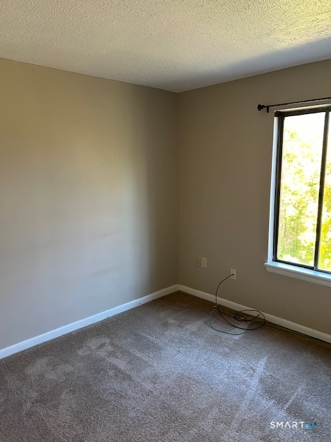 175 Mill Pond Road Hamden CT 06514