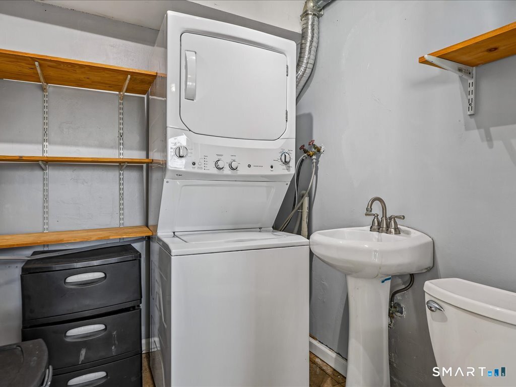 211 East Main Street Branford CT 06405