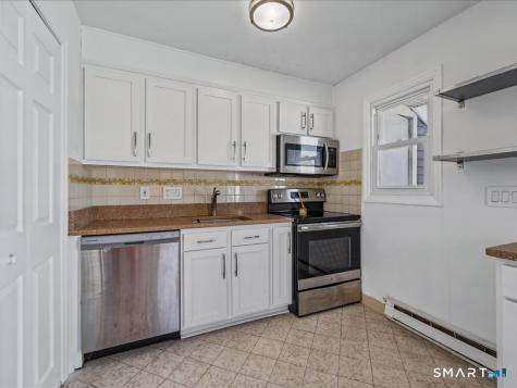 211 East Main Street Branford CT 06405