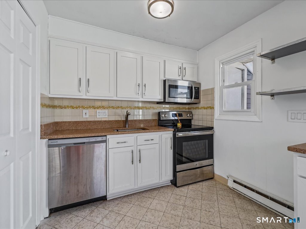 211 East Main Street Branford CT 06405