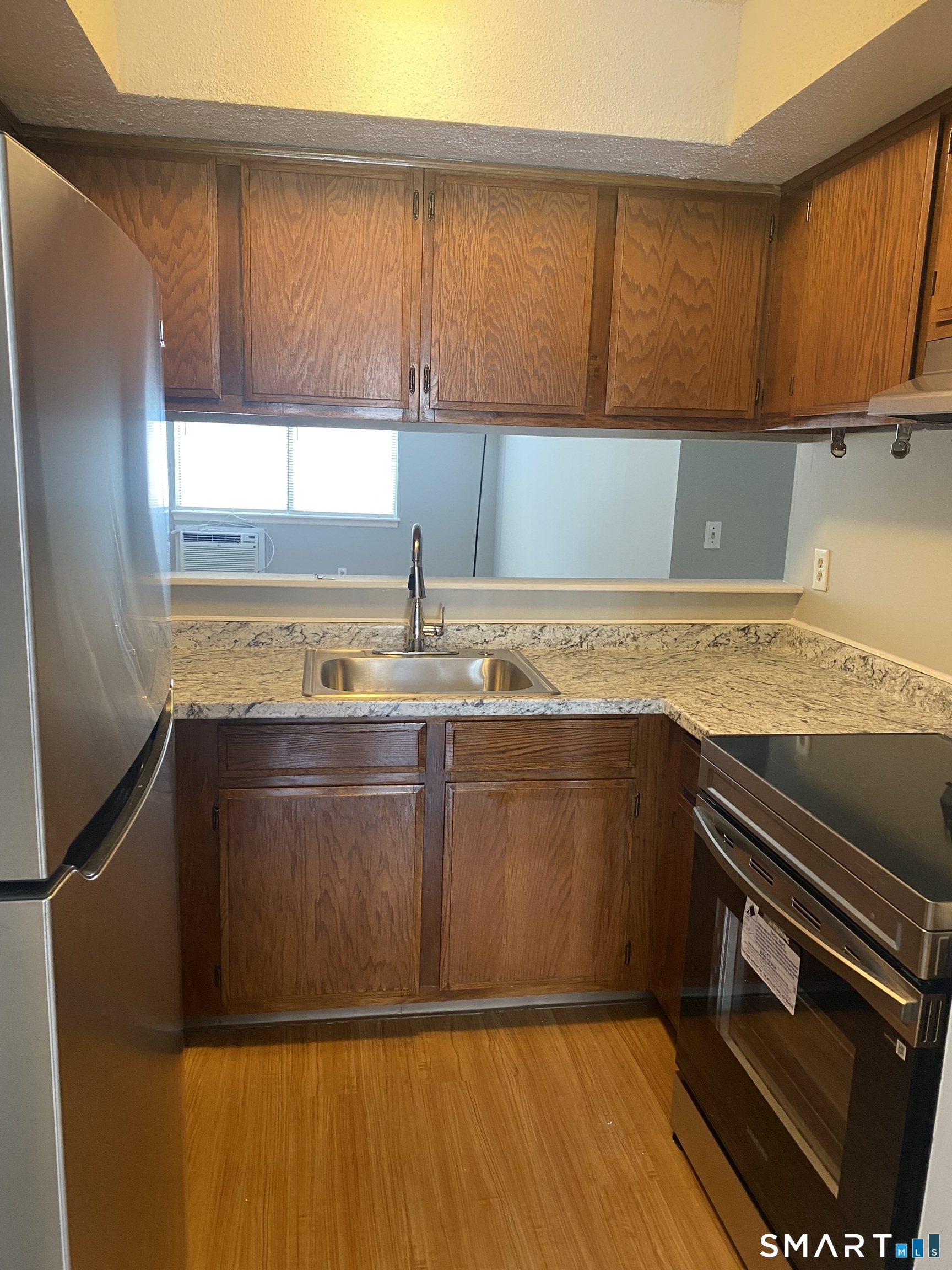 500-12J Darling Street Southington CT 06489