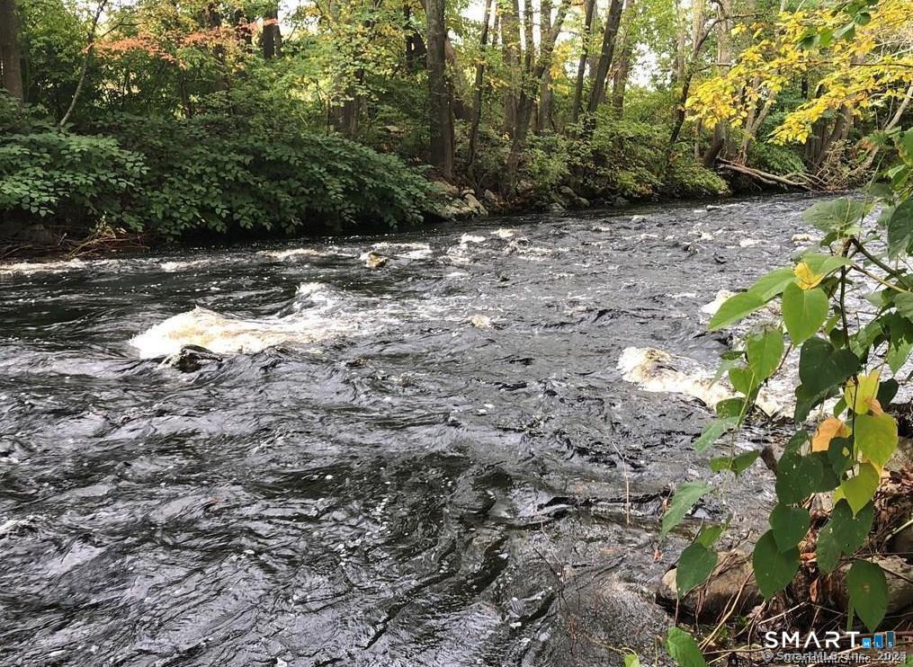 6 Grace Lane Plainfield CT 06354