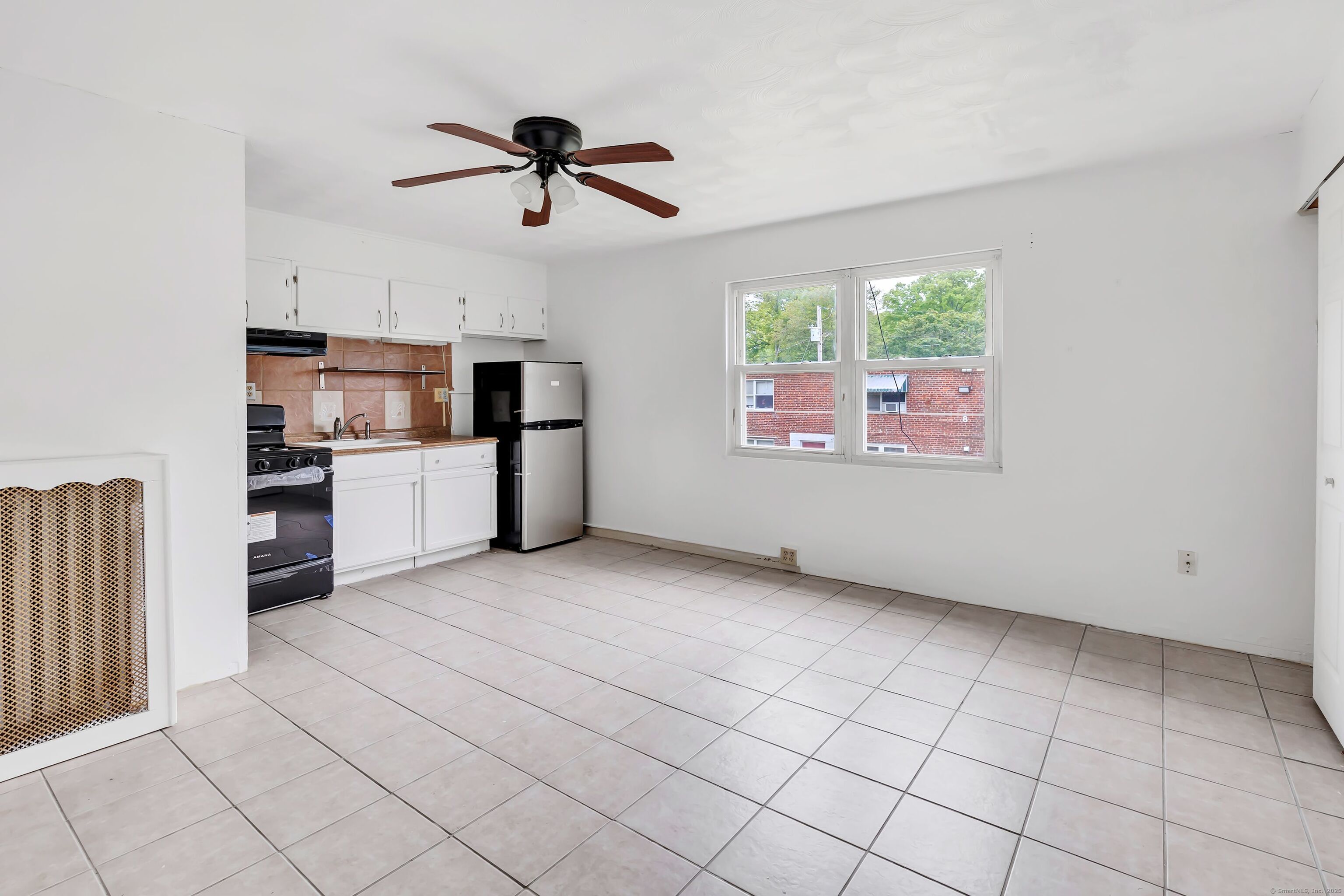 367 D Building 5 Granfield Avenue Bridgeport CT 06610