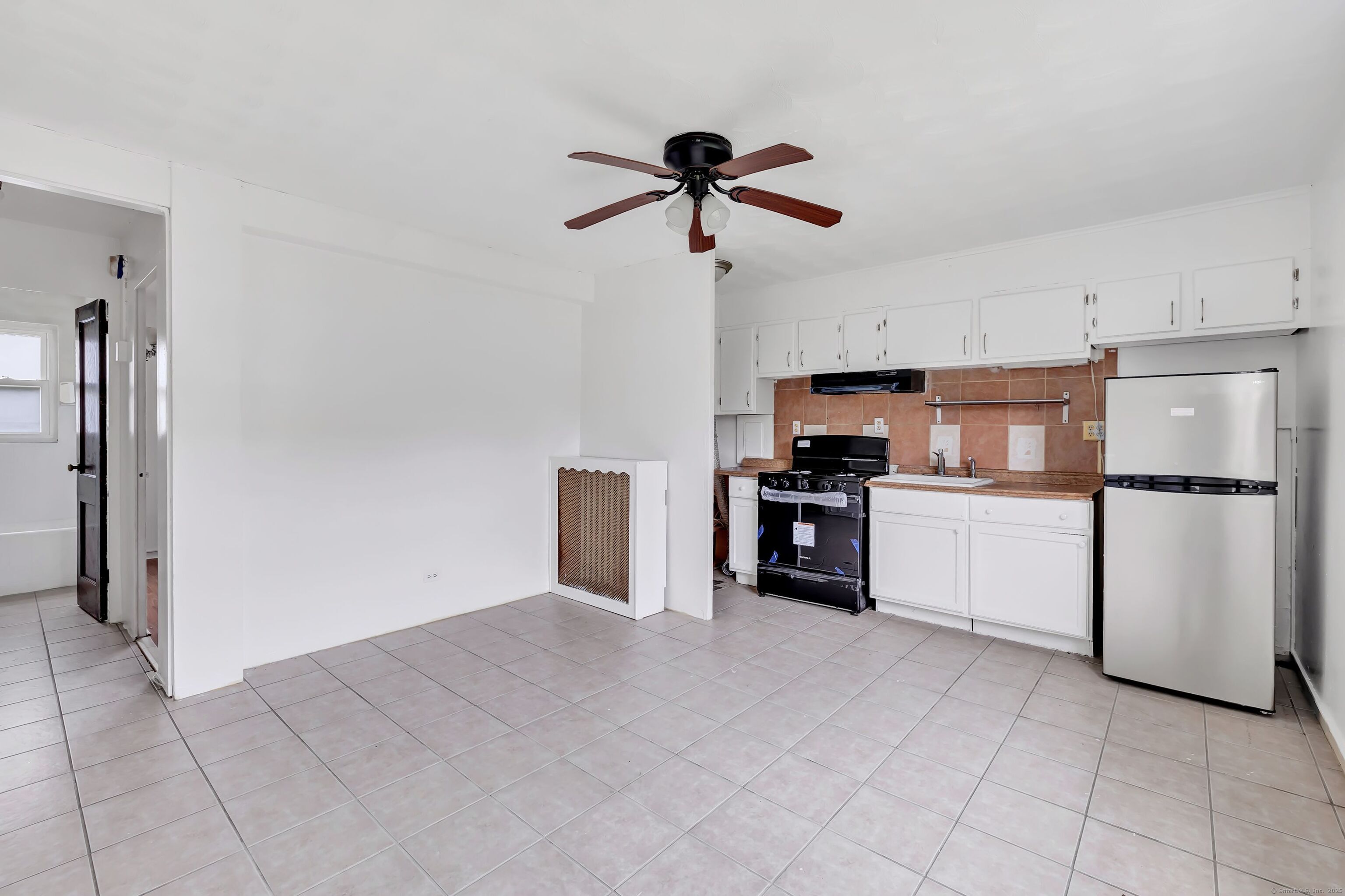 367 D Building 5 Granfield Avenue Bridgeport CT 06610