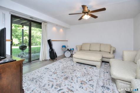 21 Hearthstone Drive Brookfield CT 06804
