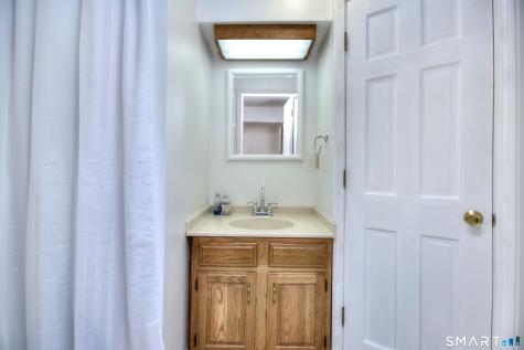 21 Hearthstone Drive Brookfield CT 06804