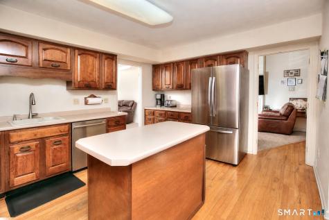 21 Hearthstone Drive Brookfield CT 06804
