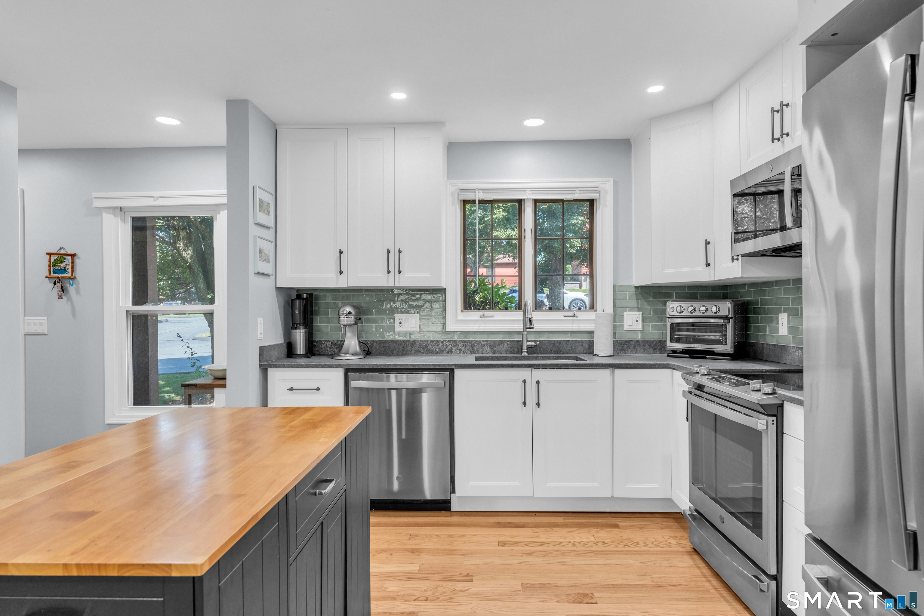 96 Colonial Hill Drive Wallingford CT 06492