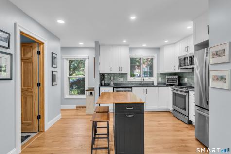 96 Colonial Hill Drive Wallingford CT 06492