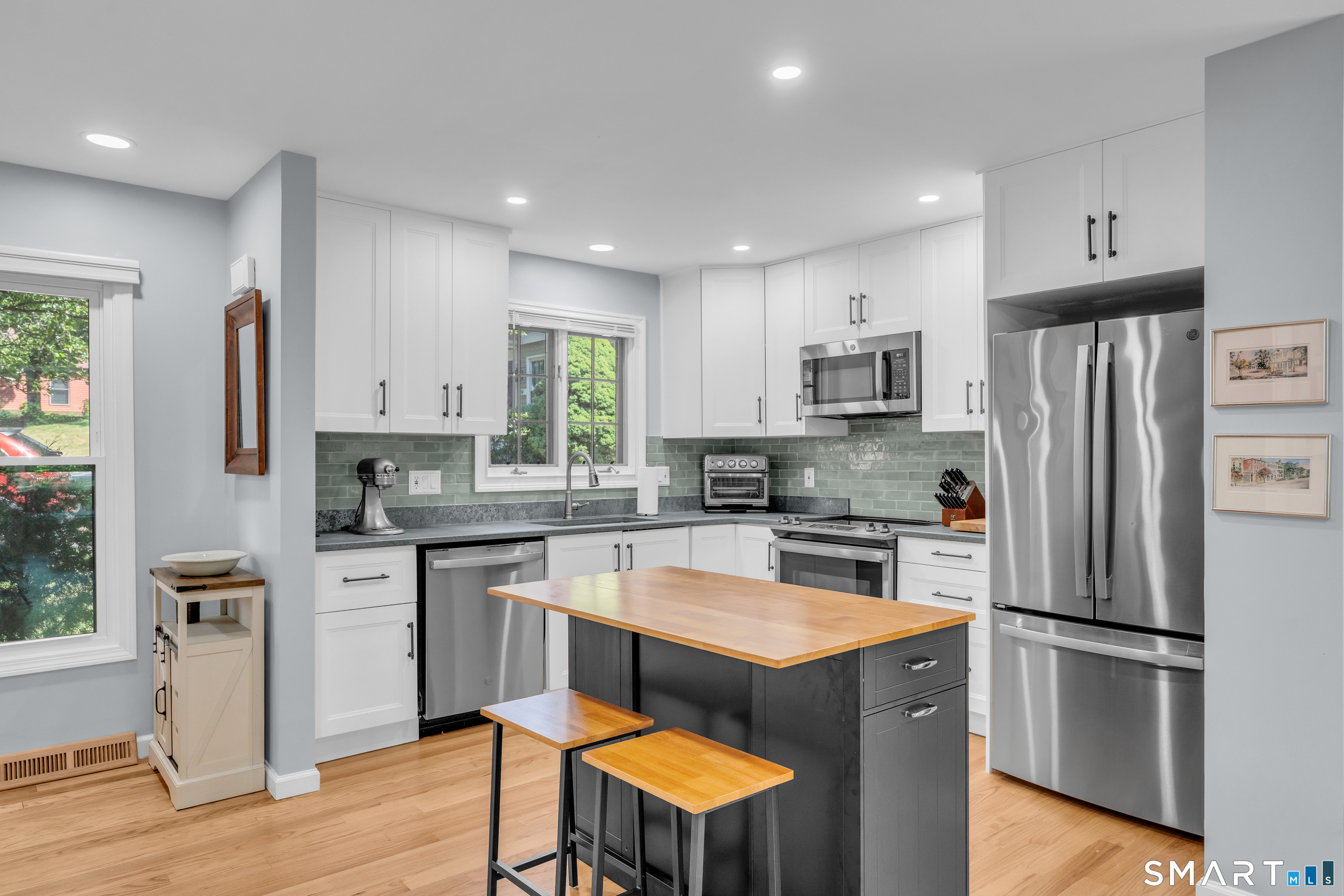 96 Colonial Hill Drive Wallingford CT 06492