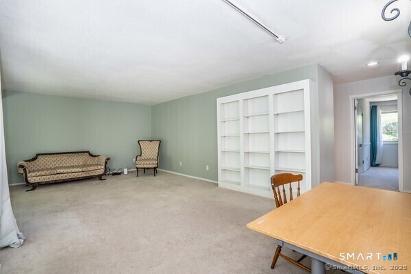 38 Library Lane Simsbury CT 06070