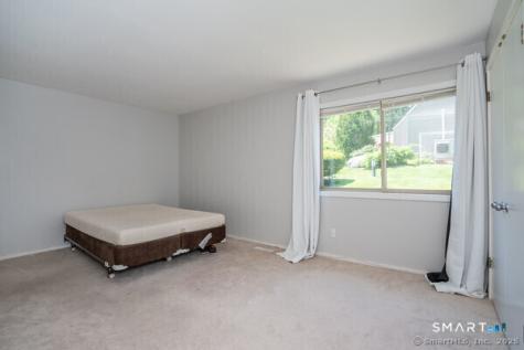 38 Library Lane Simsbury CT 06070