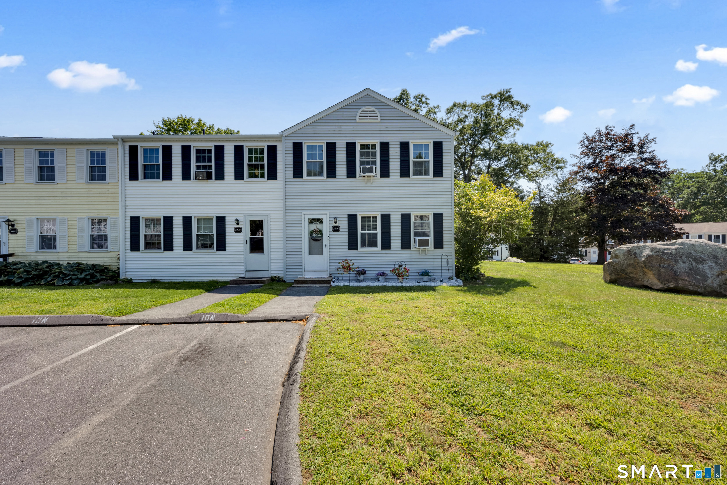 10 Lakeside Drive Ledyard CT 06339