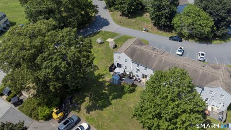 10 Lakeside Drive Ledyard CT 06339