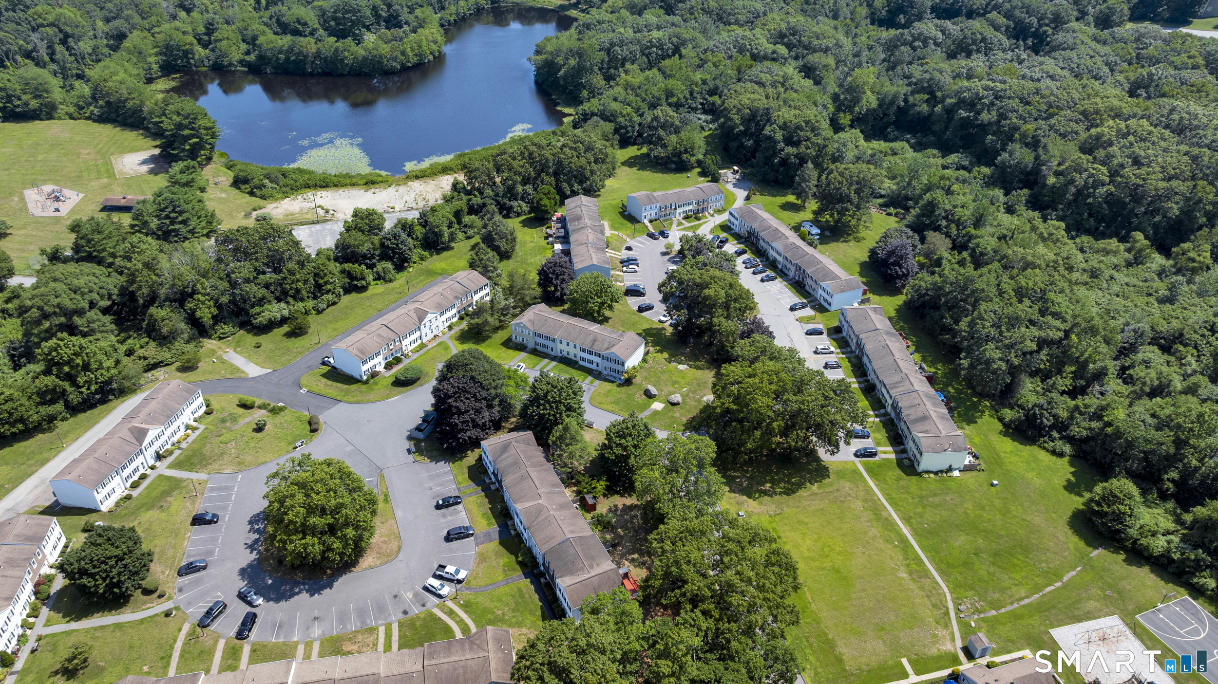 10 Lakeside Drive Ledyard CT 06339