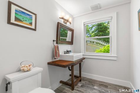 253 Tokeneke Road Darien CT 06820