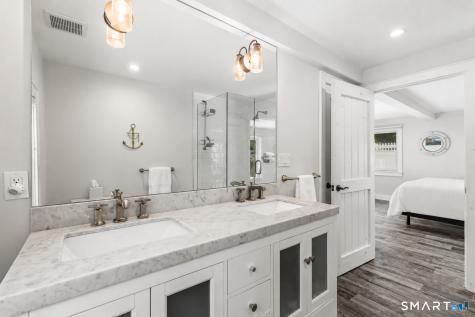 253 Tokeneke Road Darien CT 06820