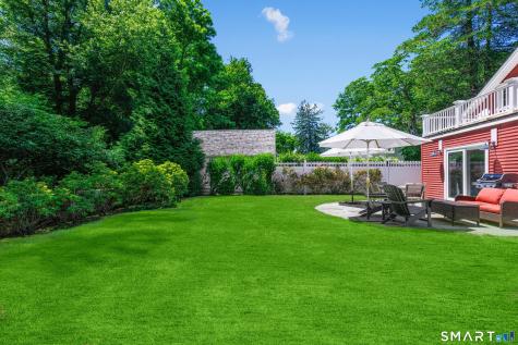 253 Tokeneke Road Darien CT 06820