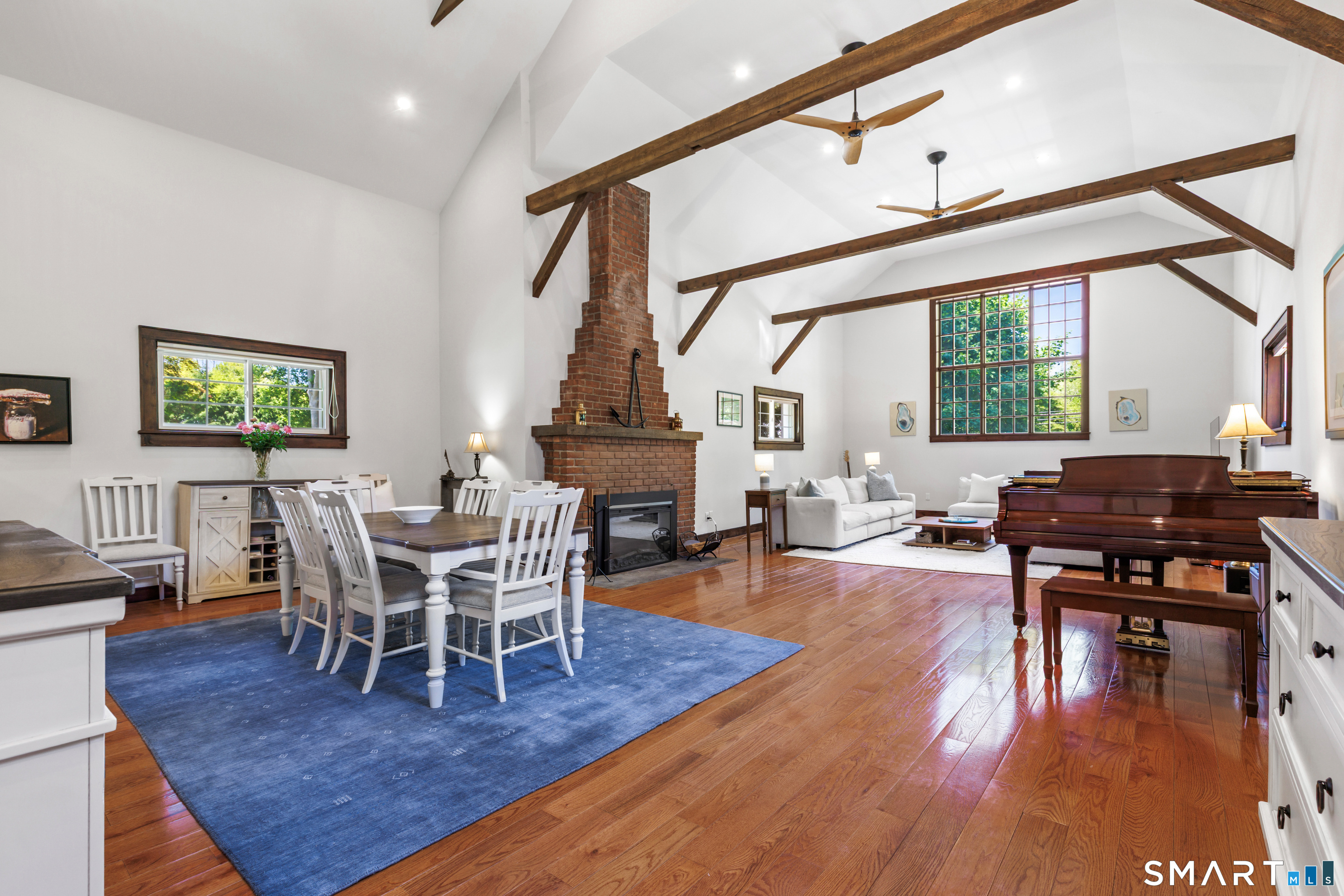 253 Tokeneke Road Darien CT 06820